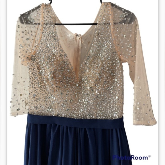 White by Soiéblu Embellished Gown with Sequins and Jewels - Picture 10 of 16